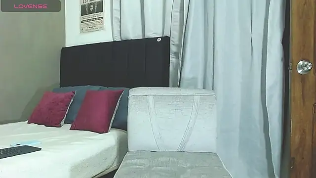 Matteo12  online show from 9, 11, 2025