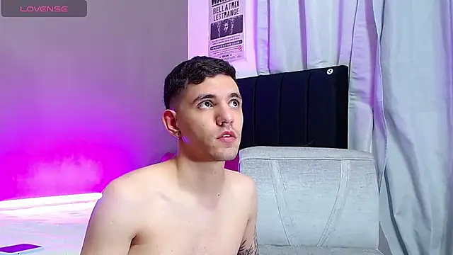 Matteo12  online show from 6, 11, 2025