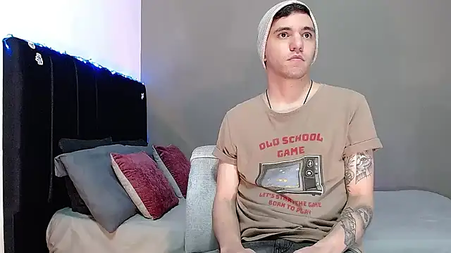 Matteo12  online show from 12, 1, 2026