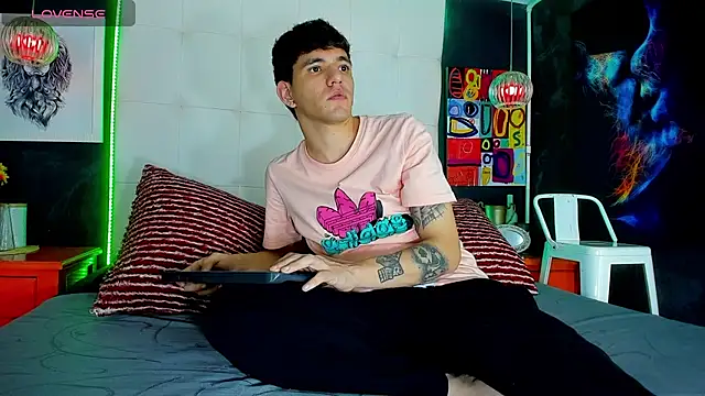 Matteo12  online show from 26, 9, 2025