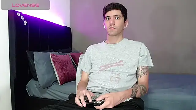 Matteo12  online show from 22, 2, 2026