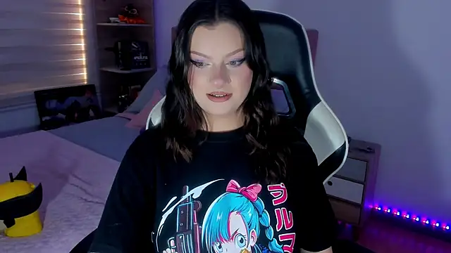 OphelianaRose33 online show from 27, 6, 2026