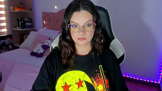 OphelianaRose33 online show from 30, 5, 2026