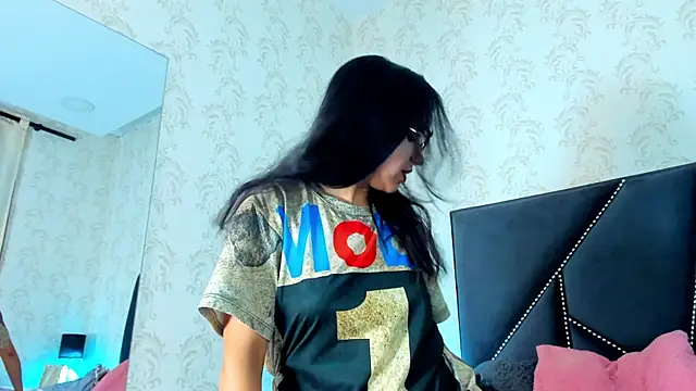 white leti online show from 8, 11, 2025