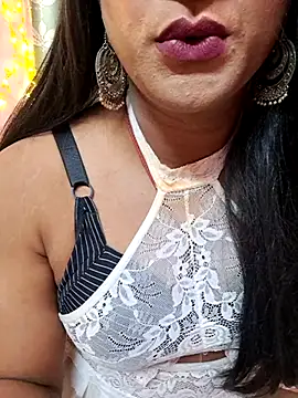 Snapshot of tharki-anand chatting on 17, 7, 2026 tharki-anand online show from 17, 7, 2026