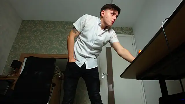 FelixStarkk online show from 15, 10, 2025