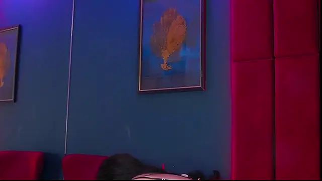 AdelynnReeds online show from 19, 11, 2025