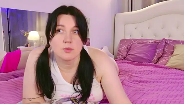 love me  tonight  online show from 5, 11, 2025