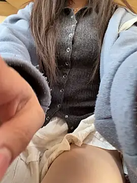 Linh 2004 online show from 7, 2, 2026