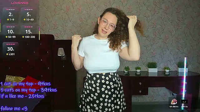 ellie coy  online show from 9, 11, 2025