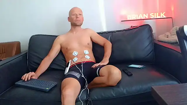 BRIANSILK77 online show from 29, 5, 2026