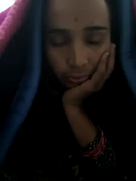 Hot raaani online show from 22, 12, 2025