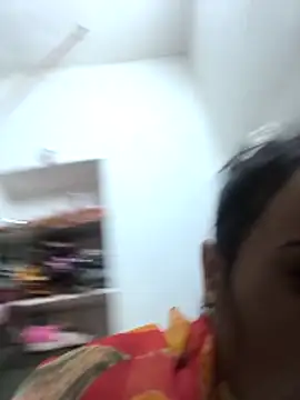 Hot raaani online show from 20, 12, 2025