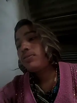 Hot raaani online show from 17, 12, 2025