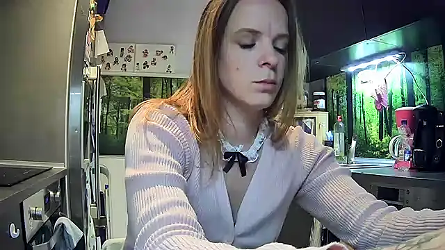 Snapshot of SexyMilf_37 chatting on 23, 9, 2025 SexyMilf 37 online show from 23, 9, 2025