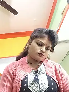 Hot mirchjii online show from 17, 12, 2025