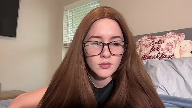 anamira1 online show from 2, 4, 2026