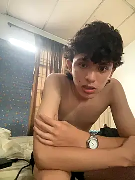 Snapshot of Ramiro378920 chatting on 3, 12, 2025 Ramiro378920 online show from 3, 12, 2025