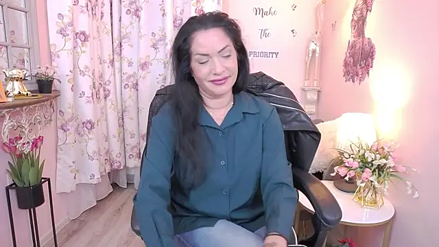 MyLovOne online show from 17, 11, 2025