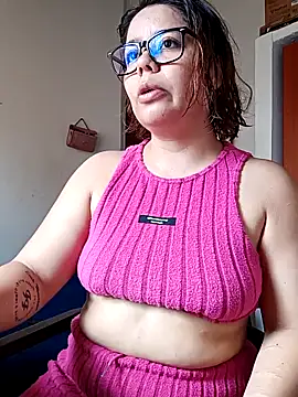 Snapshot of saenz_eymi chatting on 15, 2, 2026 saenz eymi online show from 15, 2, 2026