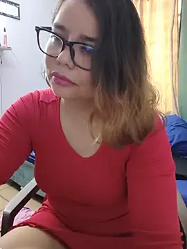 Snapshot of saenz_eymi chatting on 21, 6, 2026 saenz eymi online show from 21, 6, 2026