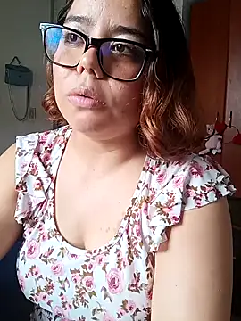 Snapshot of saenz_eymi chatting on 30, 3, 2026 saenz eymi online show from 30, 3, 2026