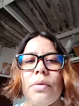 Snapshot of saenz_eymi chatting on 12, 2, 2026 saenz eymi online show from 12, 2, 2026