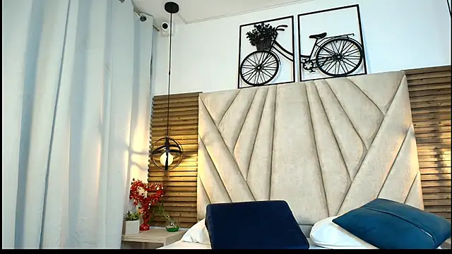 Cinthiabaker online show from 7, 10, 2025