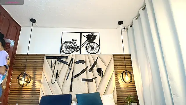 Cinthiabaker online show from 3, 11, 2025