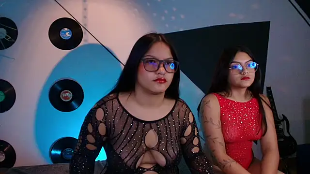 Lilith and Khloe online show from 26, 9, 2025