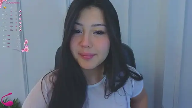 Kuro Ren online show from 10, 11, 2025