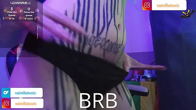 Snapshot of vainilla_doll chatting on 20, 2, 2026 vainilla doll online show from 20, 2, 2026