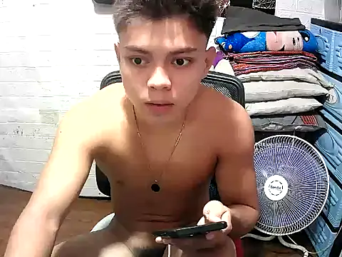 Pinoy slutcummer69 online show from 21, 5, 2026