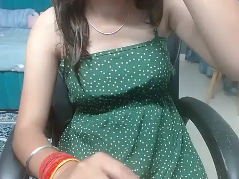 Urlove lily online show from 22, 9, 2025