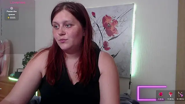 Snapshot of Alisawoods_ chatting on 14, 7, 2026 Alisawoods online show from 14, 7, 2026