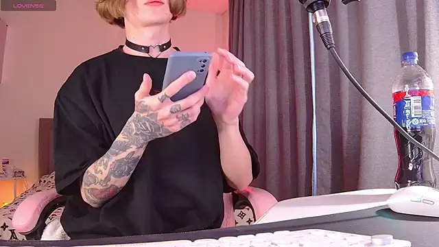 midwestemoqueen online show from 20, 5, 2026