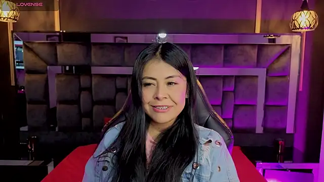 Snapshot of Aniajoness_ chatting on 25, 11, 2025 Aniajoness online show from 25, 11, 2025