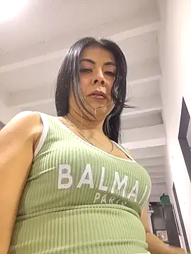 Snapshot of Aniajoness_ chatting on 16, 11, 2025 Aniajoness online show from 16, 11, 2025