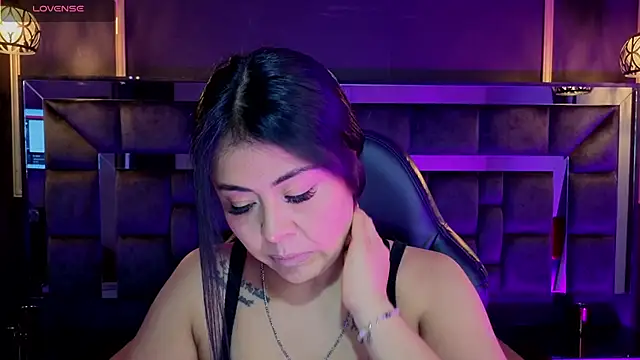 Snapshot of Aniajoness_ chatting on 15, 11, 2025 Aniajoness online show from 15, 11, 2025