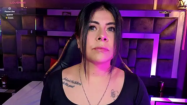 Snapshot of Aniajoness_ chatting on 5, 11, 2025 Aniajoness online show from 5, 11, 2025