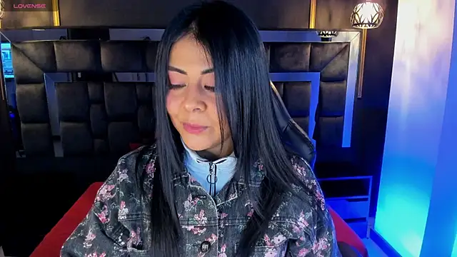 Aniajoness  online show from 25, 6, 2026