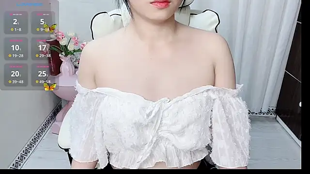 phuongnhi  online show from 5, 5, 2026