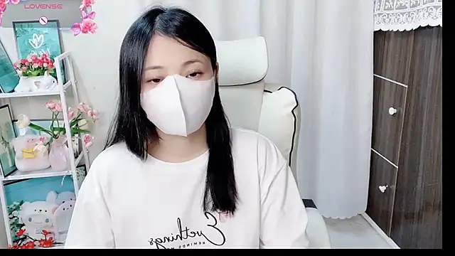 phuongnhi  online show from 11, 6, 2026