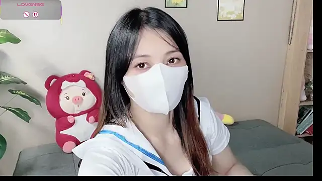 phuongnhi  online show from 10, 9, 2025