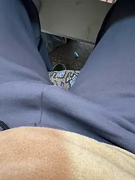 Snapshot of Ersin_meral chatting on 28, 11, 2025 Ersin meral online show from 28, 11, 2025