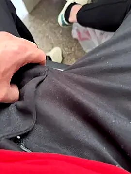 Snapshot of Ersin_meral chatting on 3, 10, 2025 Ersin meral online show from 3, 10, 2025