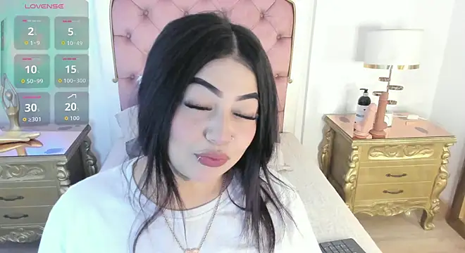 MeganStar   online show from 7, 10, 2025