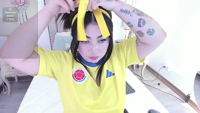 MeganStar   online show from 15, 11, 2025