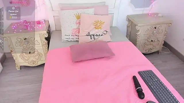 MeganStar   online show from 29, 11, 2025