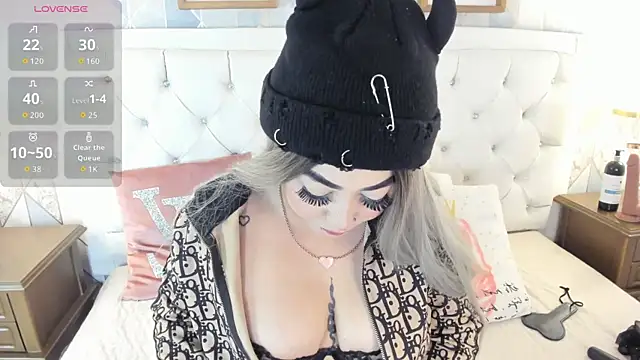 MeganStar   online show from 24, 9, 2025